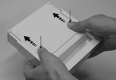 1. Távolítsa el a vevő felső fedelét 1. Távolítsa el a vevő felső fedelét